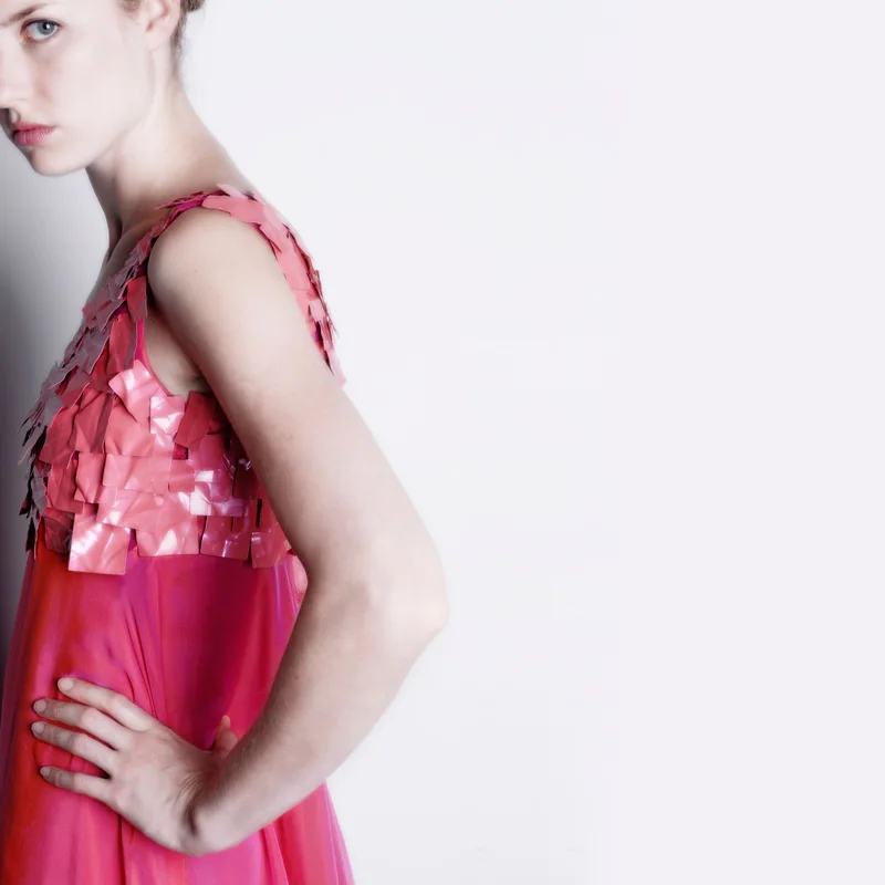 Portfolioarbeit 003 – Modedesign: Laura; Model: Sina
